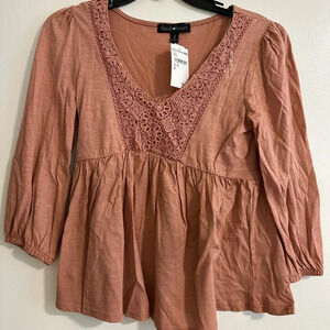 NWTDerek Heart Long Sleeve T-shirt blouse